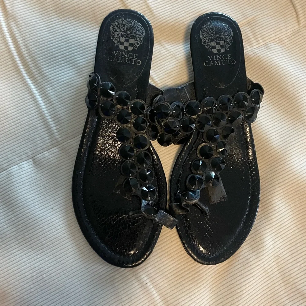 Vince Camuto Women's Black Leather Wedge Sandal Size 8 - Picture 5 of 6